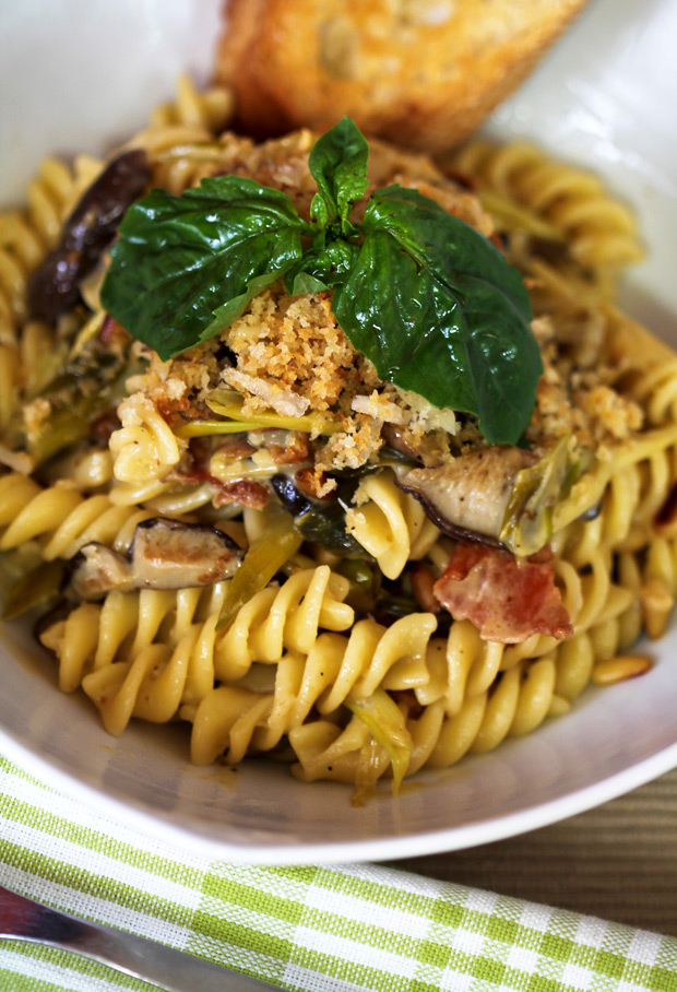 Fusilli with Caramelized Leeks/Shiitake Cream Sauce‏