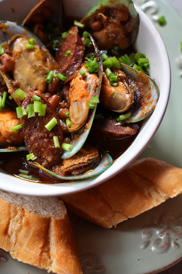 Mussels with Chorizo and White Beans‏