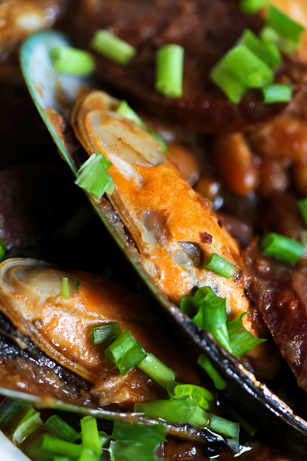Mussels with Chorizo and White Beans‏