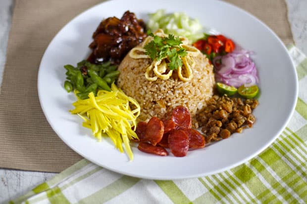 Khao Kluk Kapi (Thai Fried Rice with Shrimp Paste)