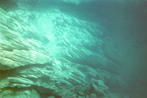 Deep blue waters of Kayangan Lake