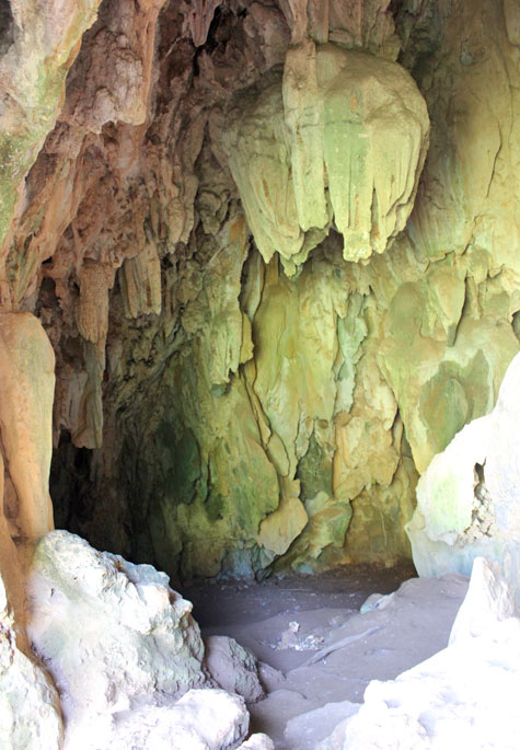 Colorful cave on the way to Kayangan Lake