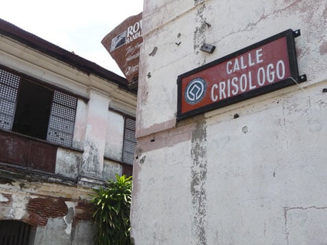 Calle Crisologo sign