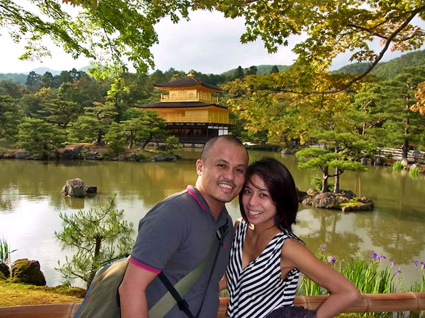 Ren and JB posing in front of Kinkaku-ji (Golden Pavilion)