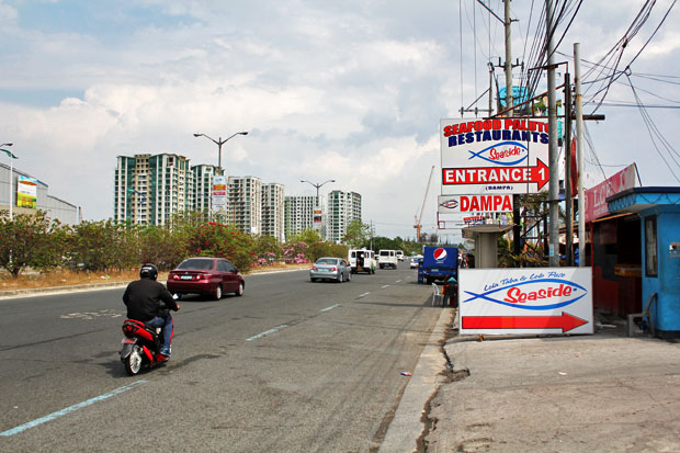 Seaside Market on Macapagal Boulevard