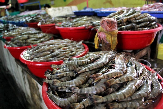 Seaside Market on Macapagal Boulevard