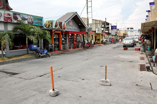 Seaside Market on Macapagal Boulevard