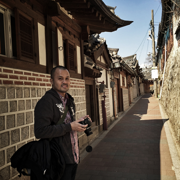 Walk through Old Seoul at Bukchon Hanok Village, Seoul, South Korea