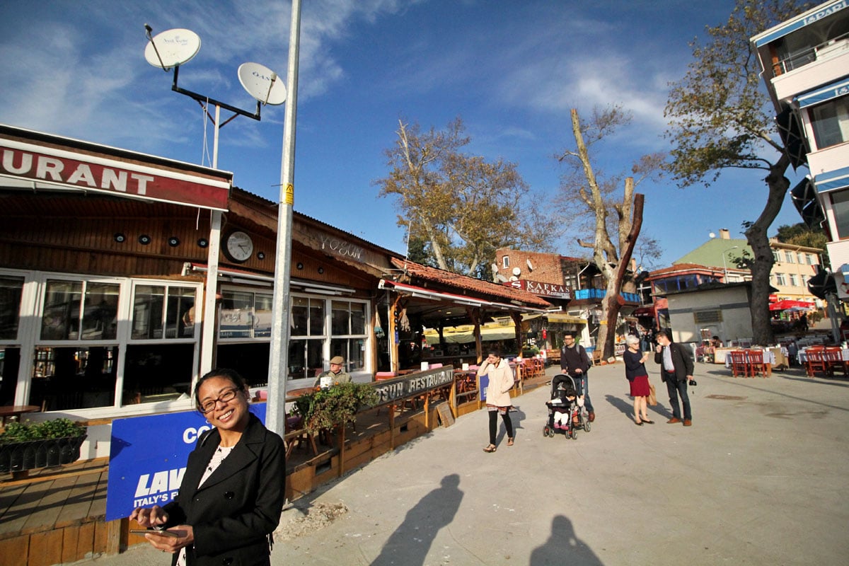 Take a Cruise on the Bosphorus with Şehir Hatları in Istanbul, Turkey