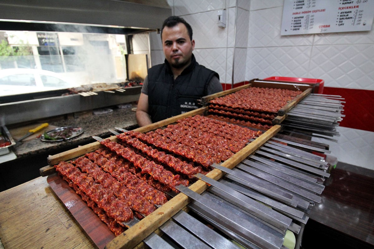 Dürümzade:  Home to Some of the Best Wraps in Istanbul, According to Anthony Bourdain