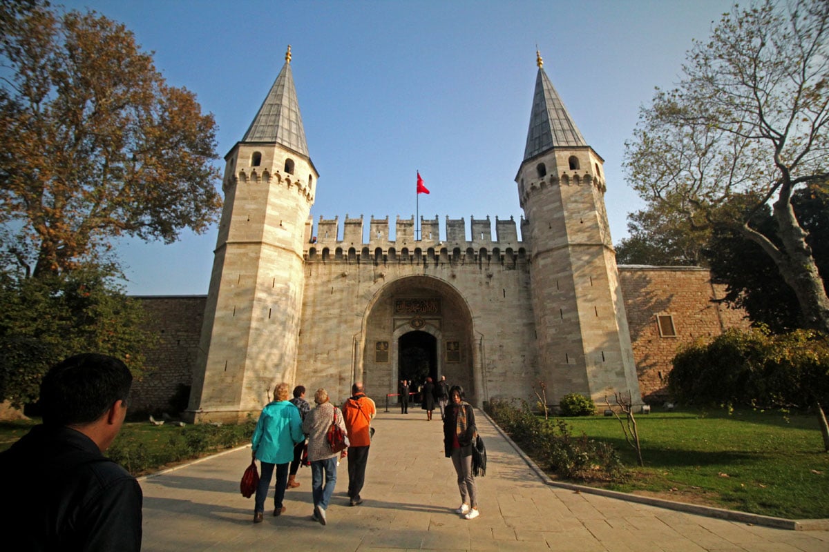 Babusselam — Gate of Salutation (Middle Gate)