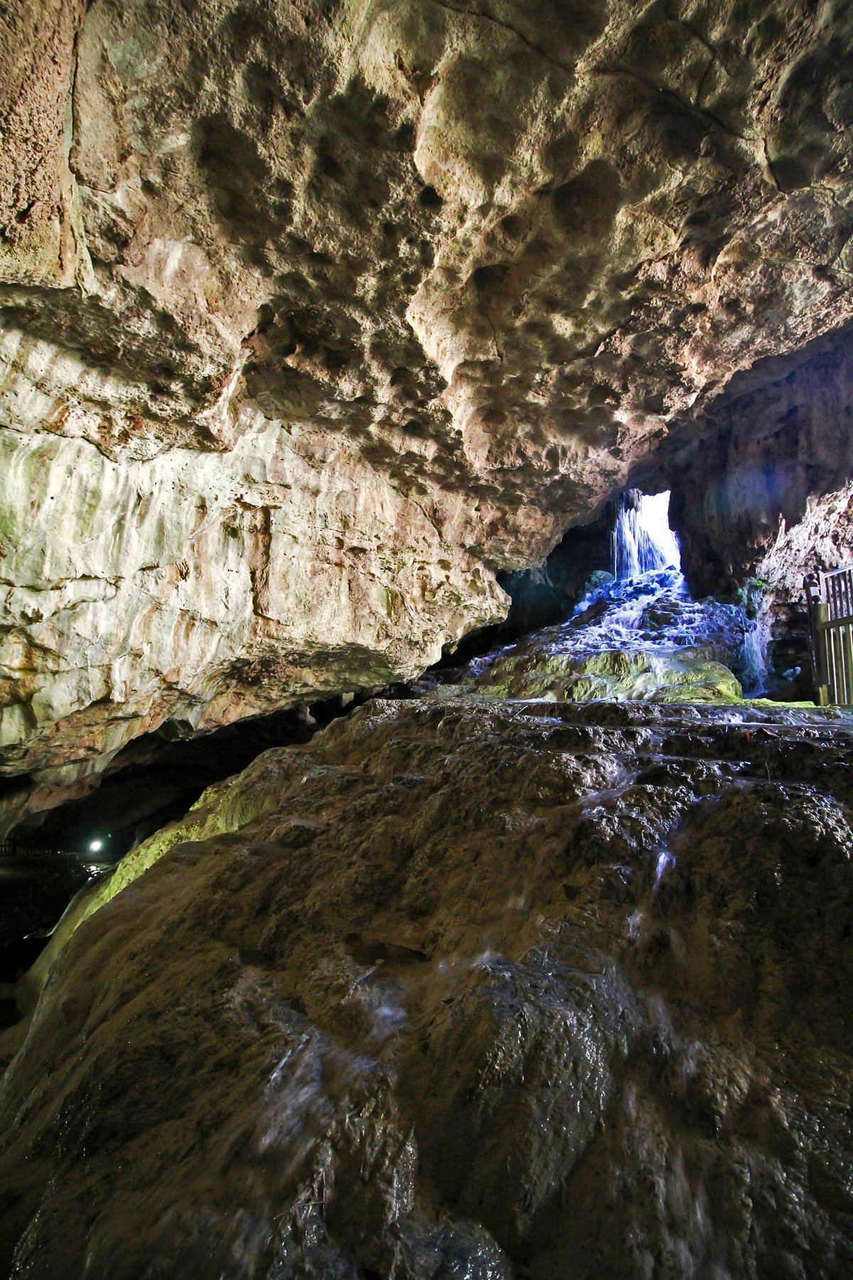 Marvel at Subterranean Calcium Travertines in Kaklik Cave, Pamukkale, Turkey