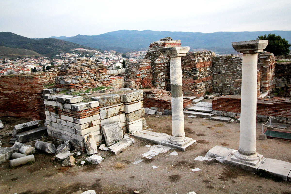 Visit the Basilica of St. John & İsabey Mosque — Monuments to Faith on Ayasuluk Hill in Selçuk, Turkey