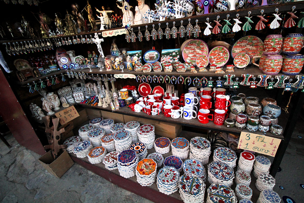 Explore the Alleys of Şirince, a Charming Hill Town Near Selcuk, Turkey