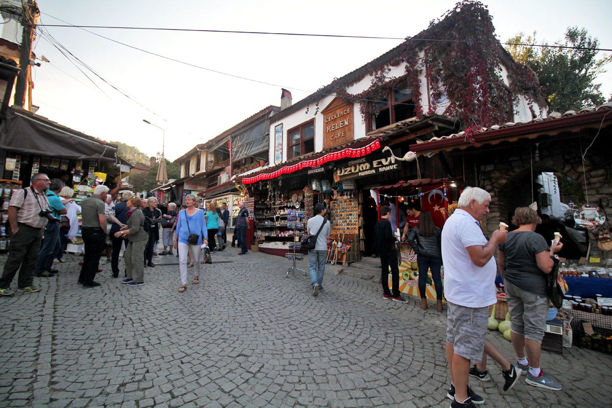 Explore the Alleys of Şirince, a Charming Hill Town Near Selcuk, Turkey