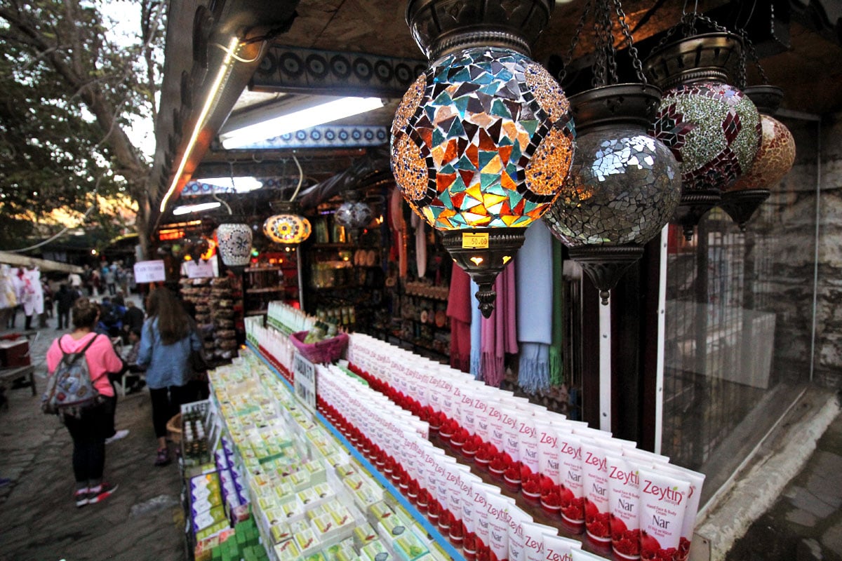 Explore the Alleys of Şirince, a Charming Hill Town Near Selcuk, Turkey