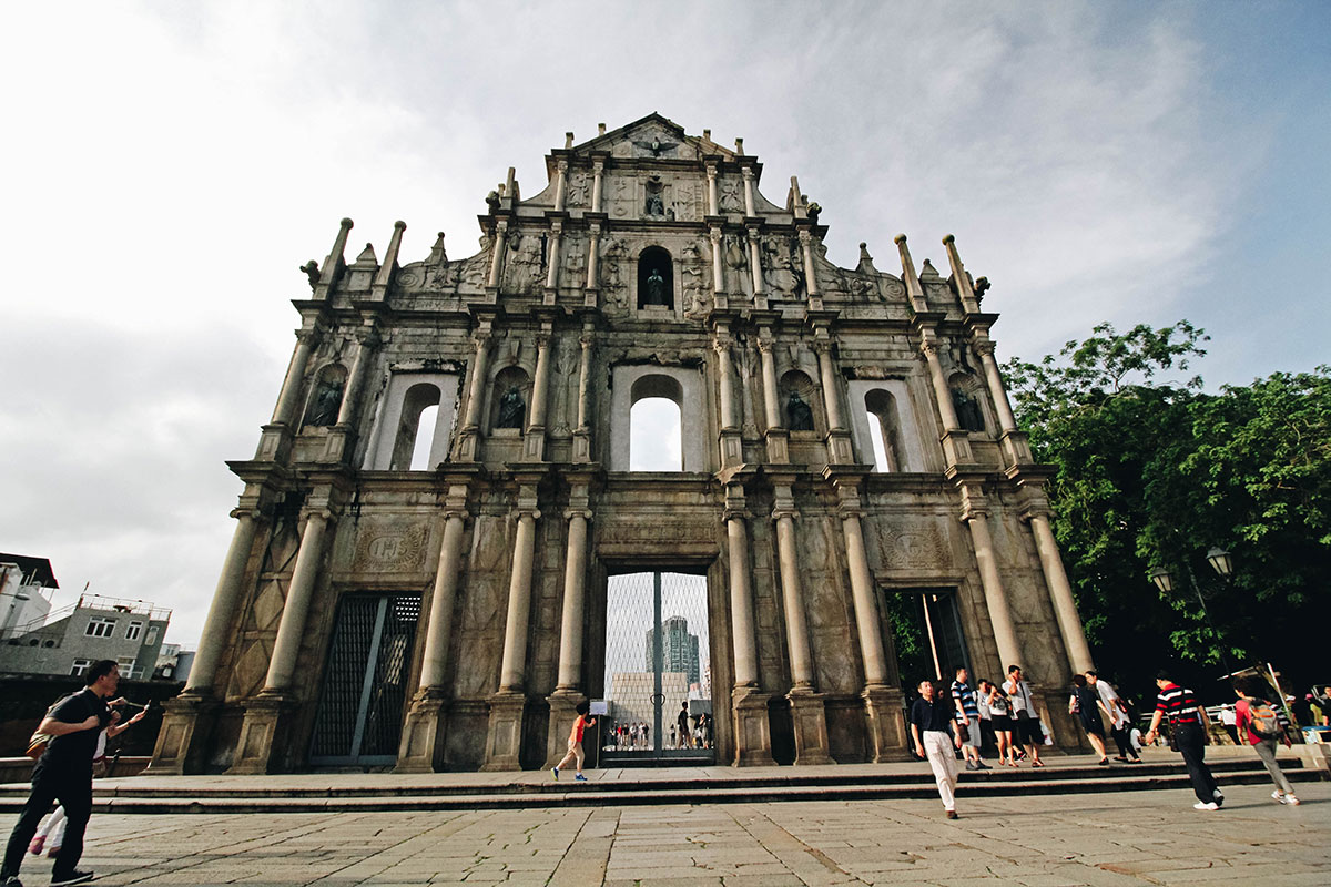 From Senado Square to the Ruins of St. Paul: A Walk through the Heart of Macau