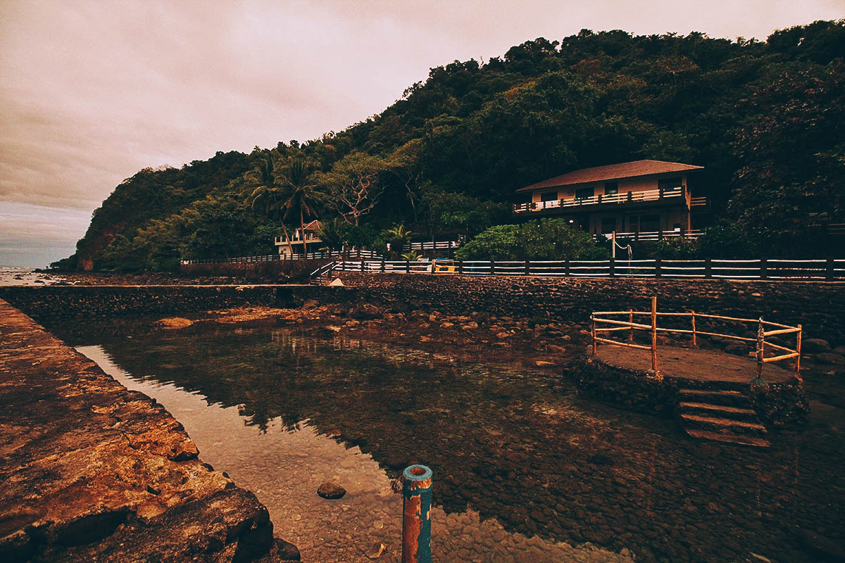 Cozy Reef: Your Own Mini Dive Resort in Anilao, Batangas, Philippines