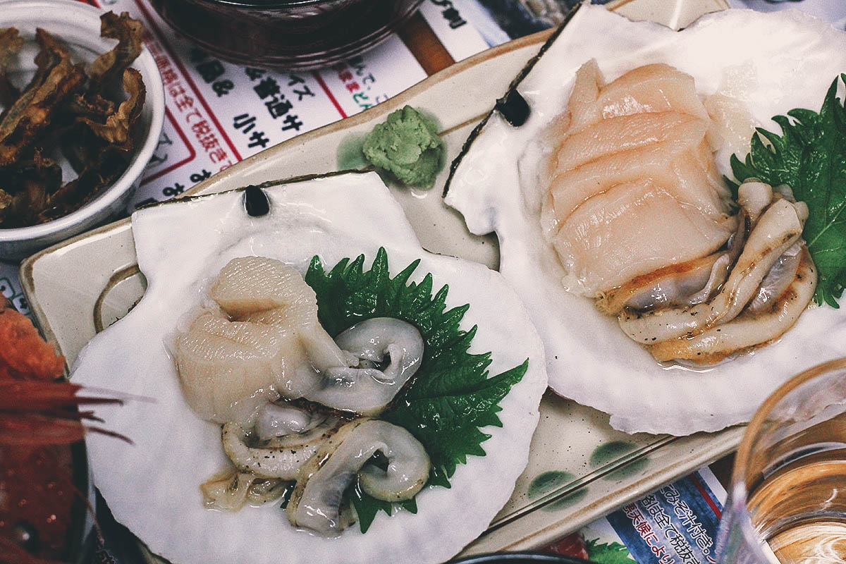 Takinami Shokudo: Where to Have Overflowing Bowls of Kaisendon in Otaru, Japan