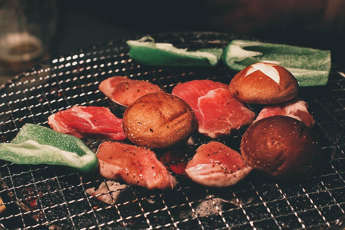 Horumon Shokudou: Where to Eat Jingisukan on a Charcoal Grill in Sapporo, Japan