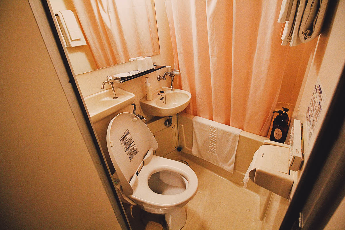 Where to Stay in Fukuoka, Japan: Hotel Sunline Fukuoka Hakata Ekimae ...