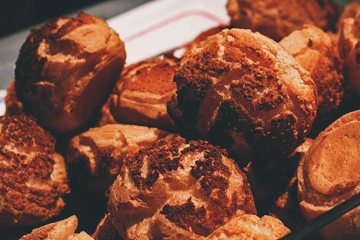 Patisserie Roku: Cream Puffs to Die for in Kurokawa Onsen, Kumamoto, Japan