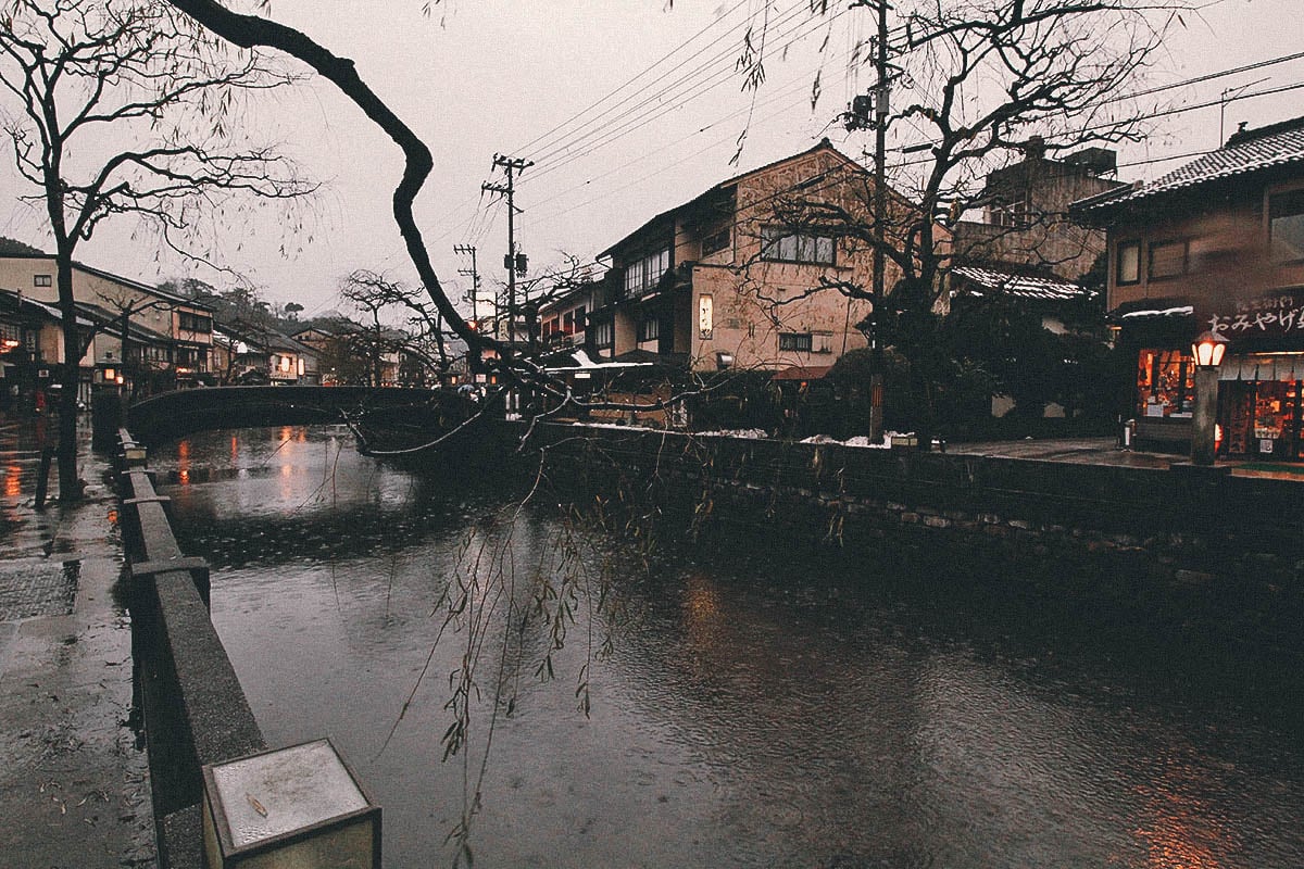 Kinosaki Onsen: Scenes from an Onsen Town in the Kansai Region