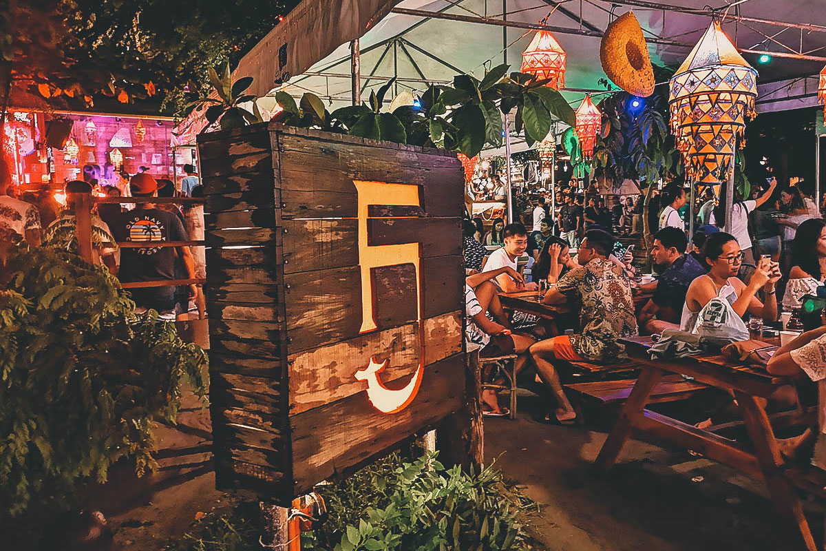 The FirstTimer’s Travel Guide to La Union, Philippines Will Fly for Food