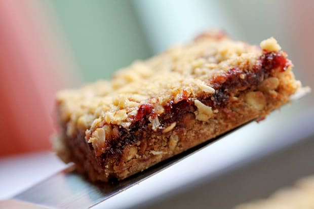 Raspberry Almond Oatmeal Bars