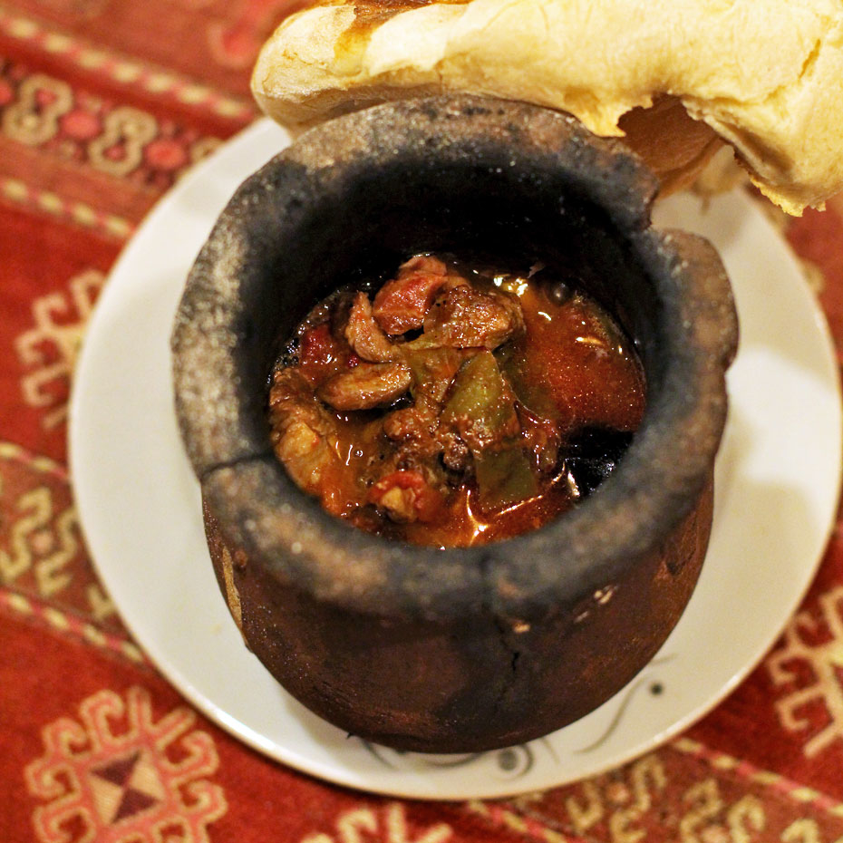 Pottery Kebab: A Must-try Dish in Cappadocia, Turkey