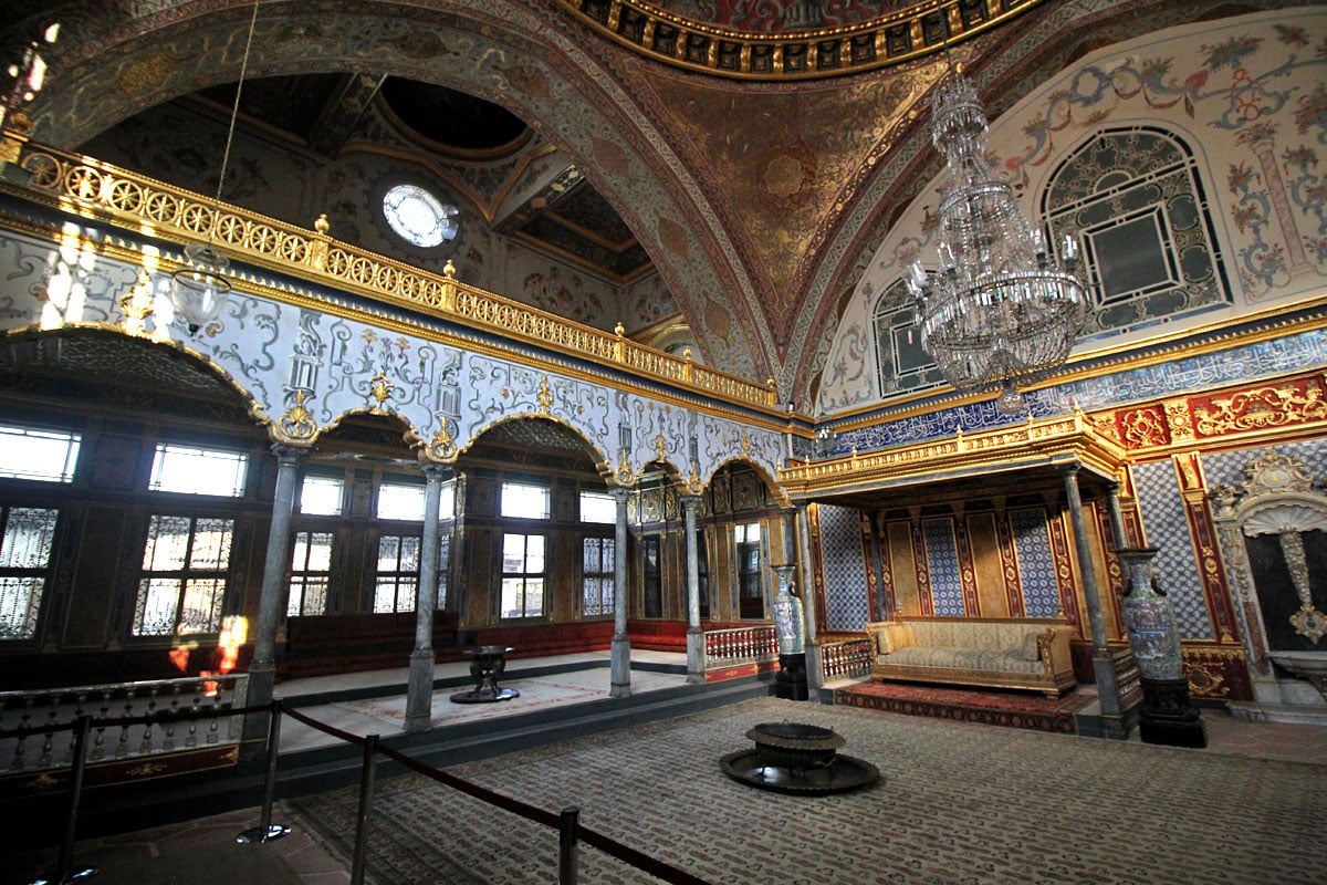On Sultans, Concubines, and an 86 Carat Diamond at Topkapi Palace in Istanbul, Turkey