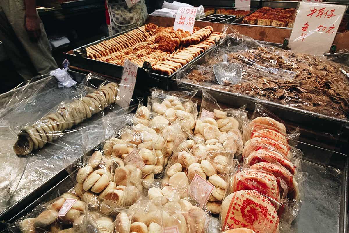 The Michelin Hong Kong Street Food Guide