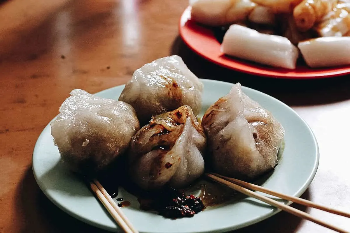 The Michelin Hong Kong Street Food Guide