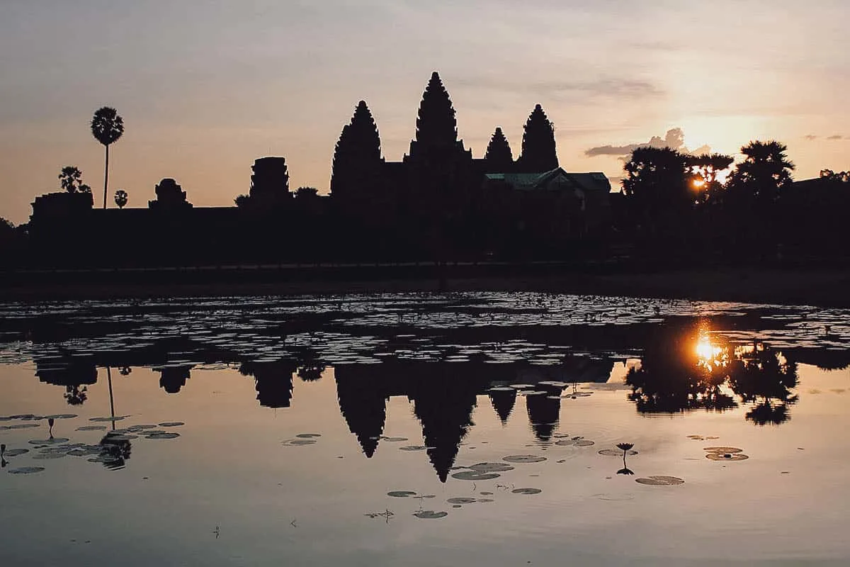 Sunrise at Angkor Wat, Siem Reap, Cambodia Angkor Wat at dawn