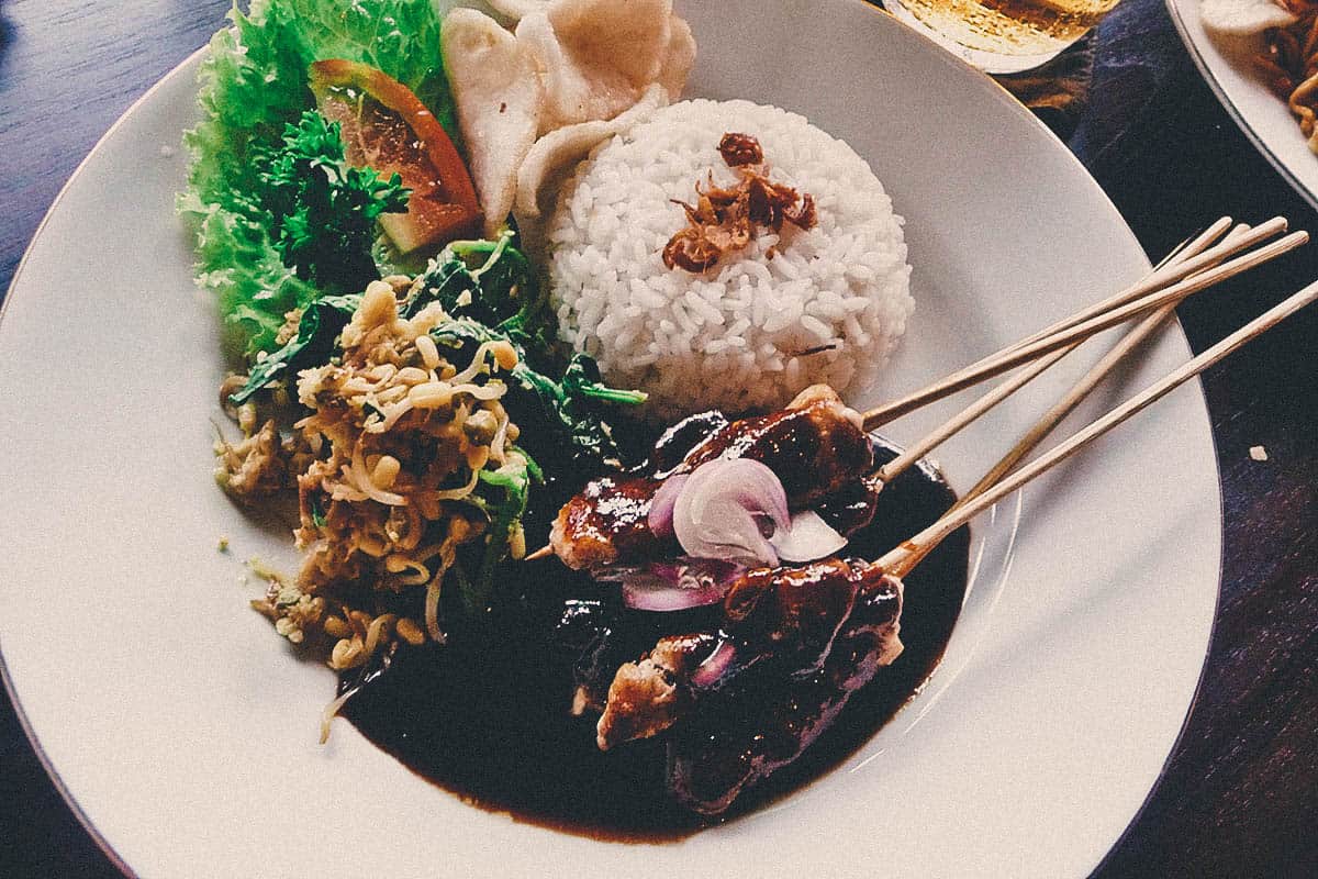 National Dish Quest: Sate/Satay (Indonesia/Malaysia)