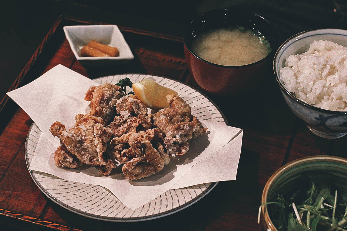 Warokuya: “If You’ve Tasted Better Fried Chicken, Then We Will Close Down.”