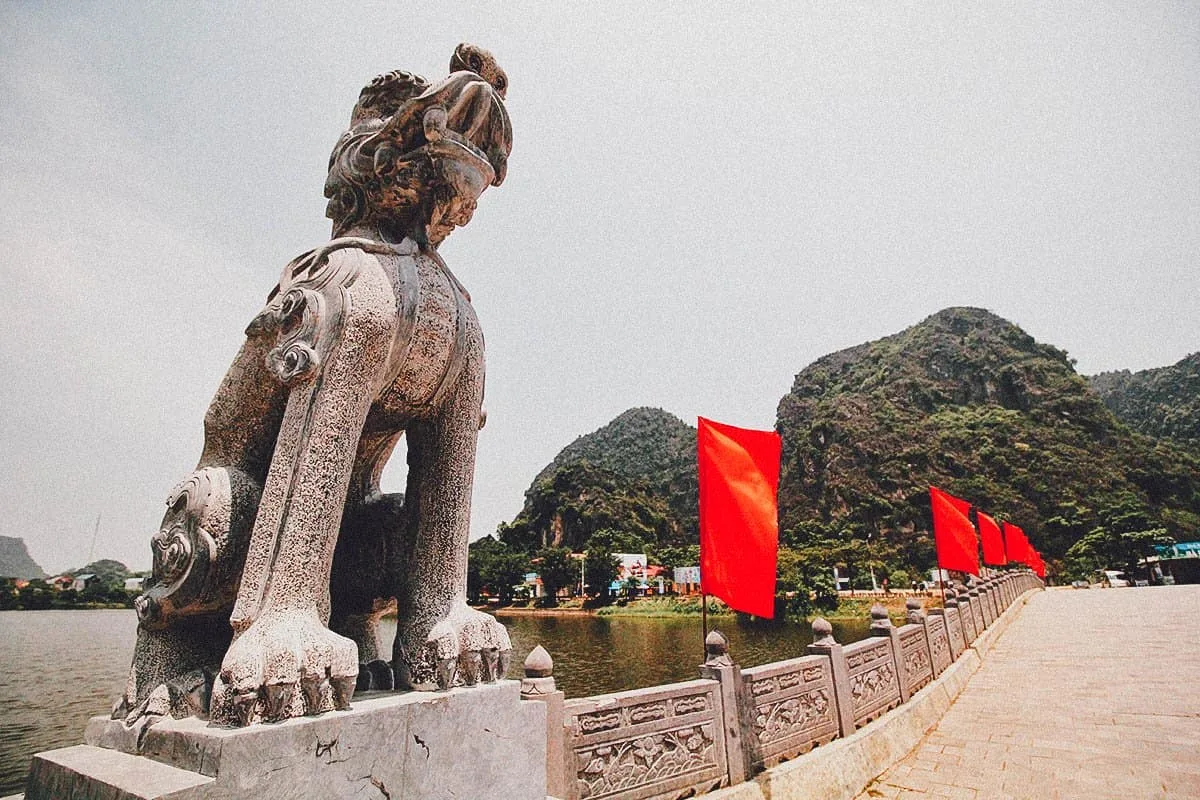 Take a Day Trip to Hoa Lu & Tam Coc from Hanoi, Vietnam