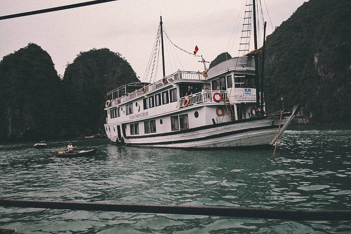 Ha Long Bay Cruise, Vietnam