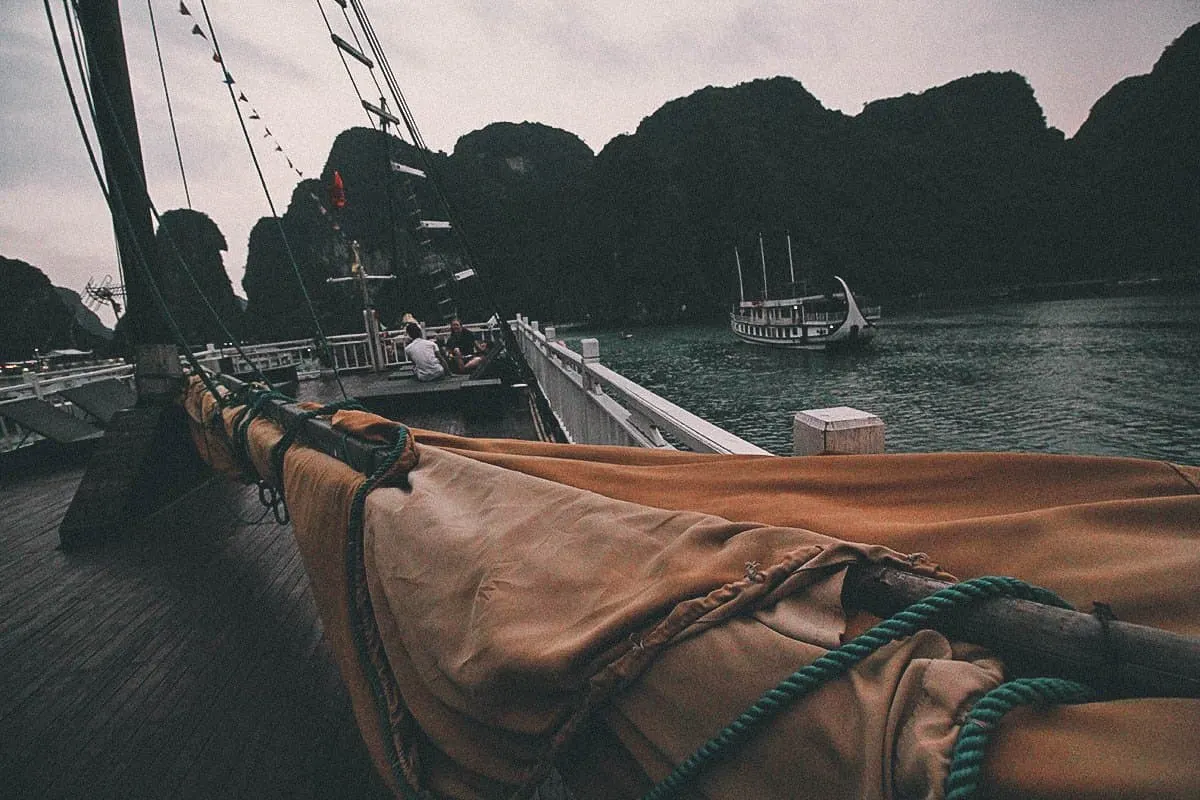 Ha Long Bay Cruise, Vietnam