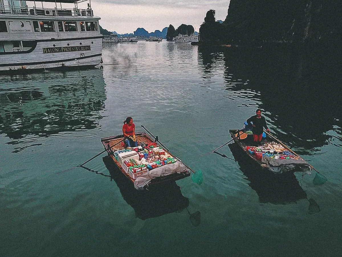 Ha Long Bay Cruise, Vietnam