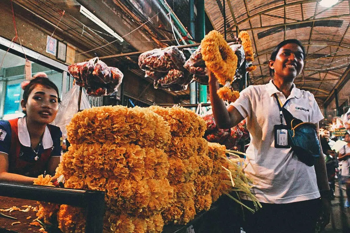 Pak Khlong Talat flower market in Bangkok