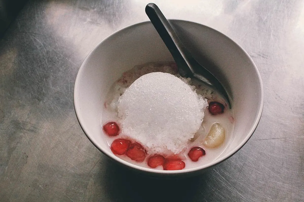 Thai Food Guide Tub tim grob, a delicious dessert made withy crunchy water chestnuts