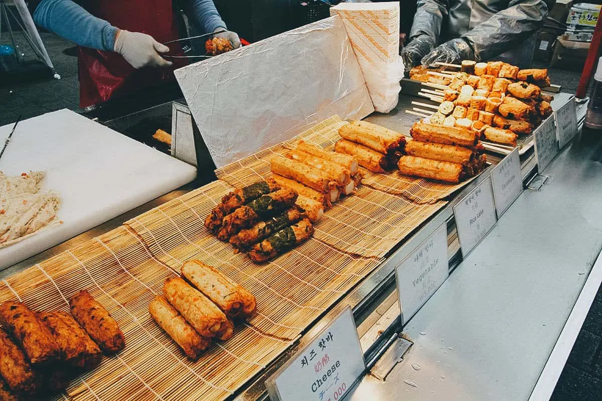 Eomuk or Korean fish cakes with rice cakes sold by street vendors