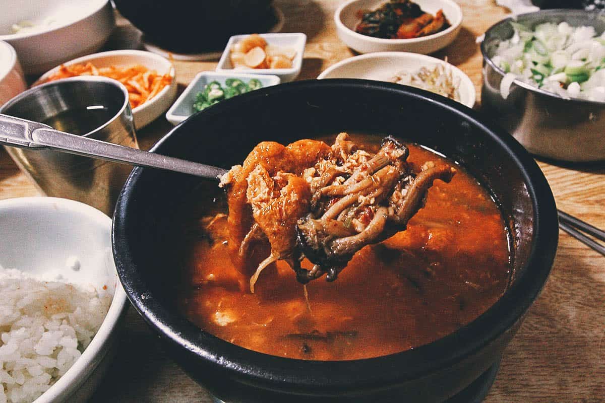 Chueotang soup with kimchi stew and side dishes