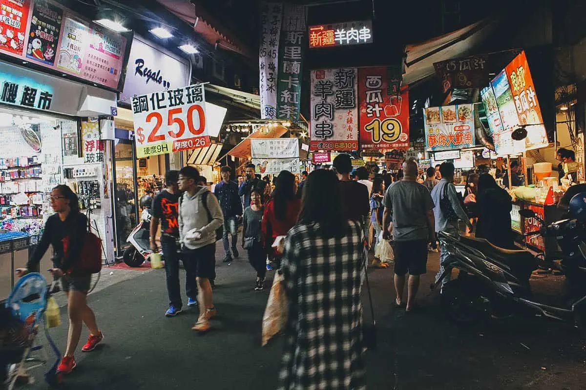 Fengjia night market in Taichung