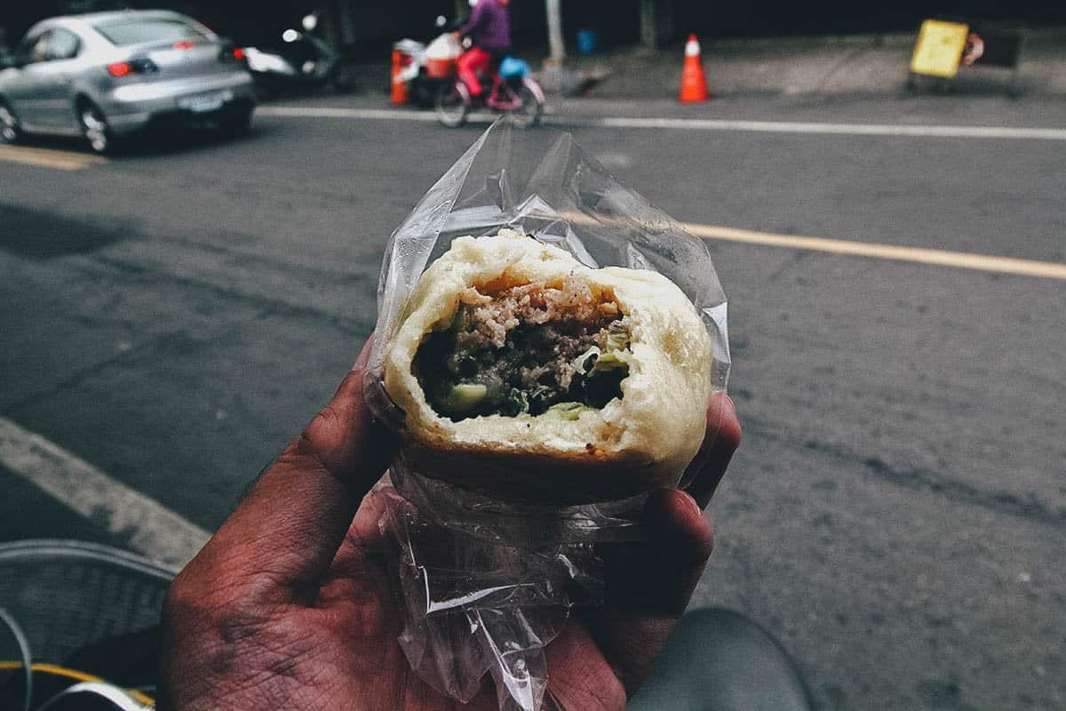 Sheng jian bao in Taiwan