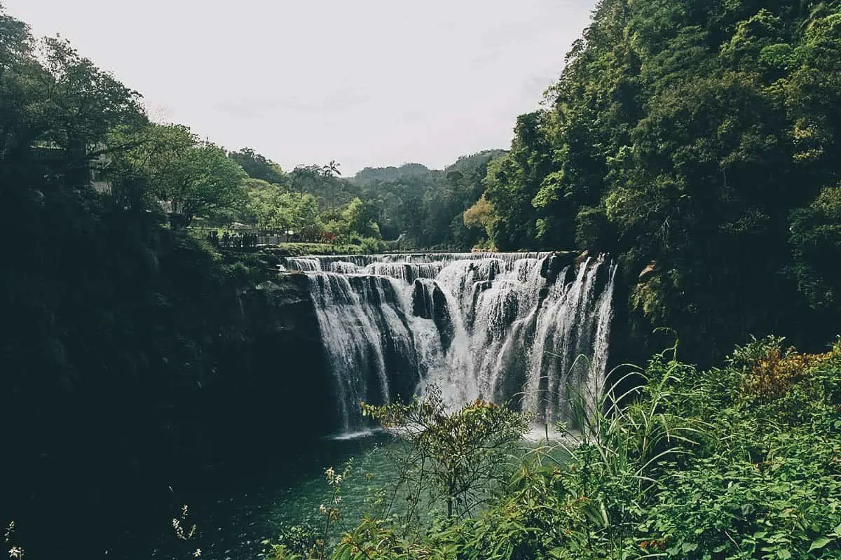 Shifen Waterfalls, New Taipei City, Taiwan View of Shifen Waterfalls, New Taipei City, Taiwan