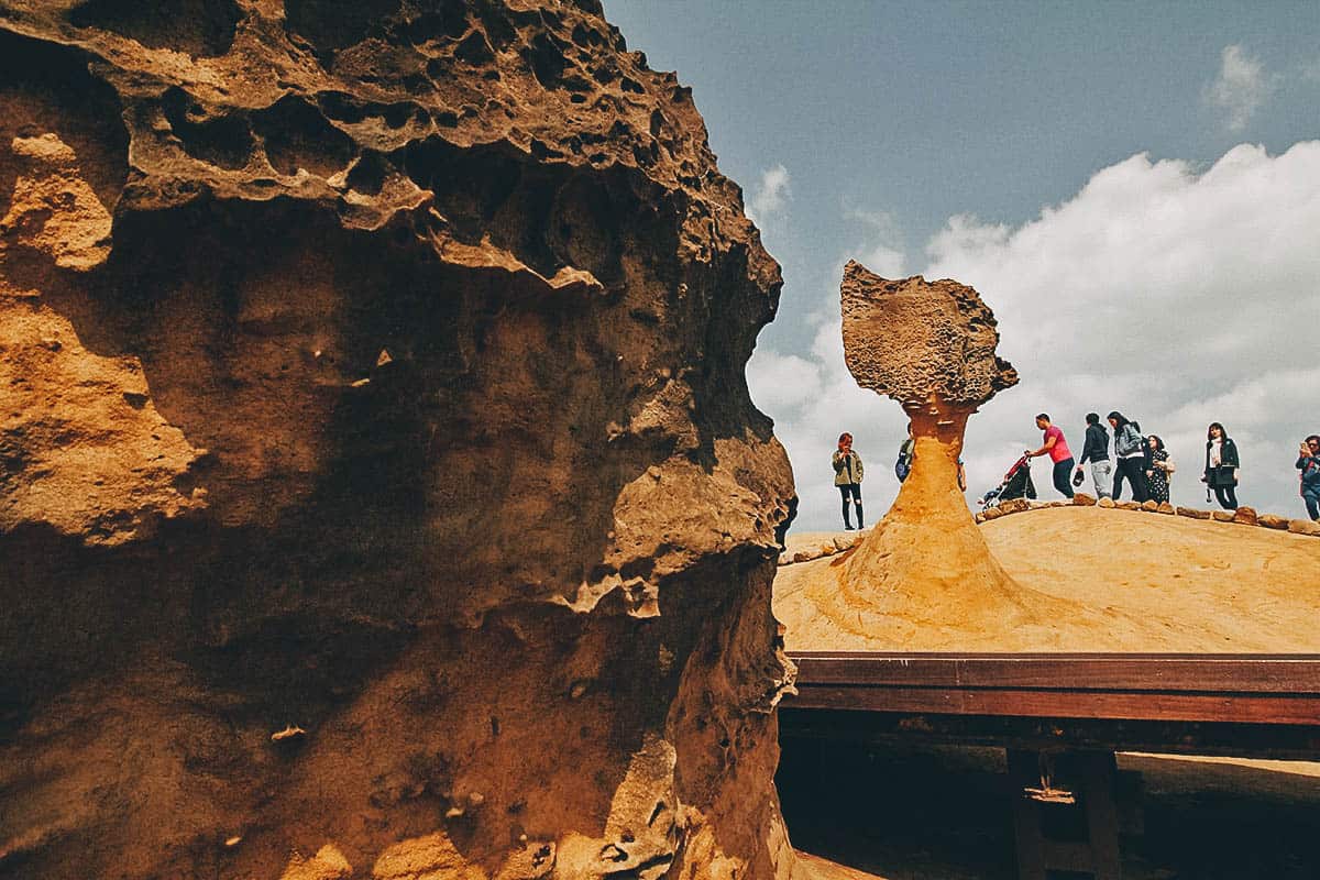 yehliu geopark day trip