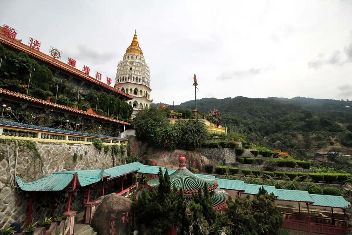 Pay Your Respects at Kek Lok Si Temple and Two Legendary Hawker Stalls in Penang, Malaysia Kek Lok Si Temple, Penang, Malaysia