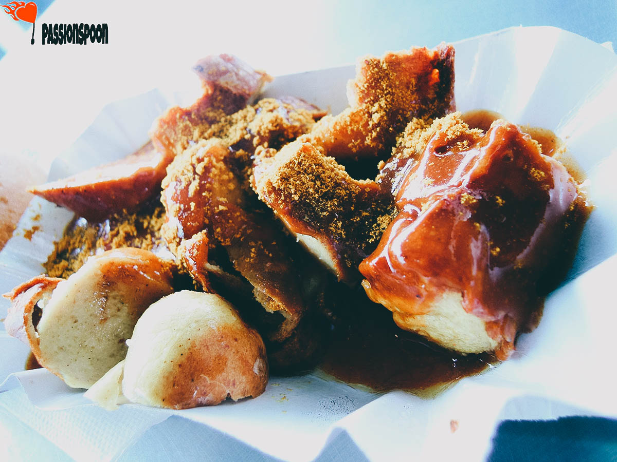 NATIONAL DISH QUEST: German Currywurst